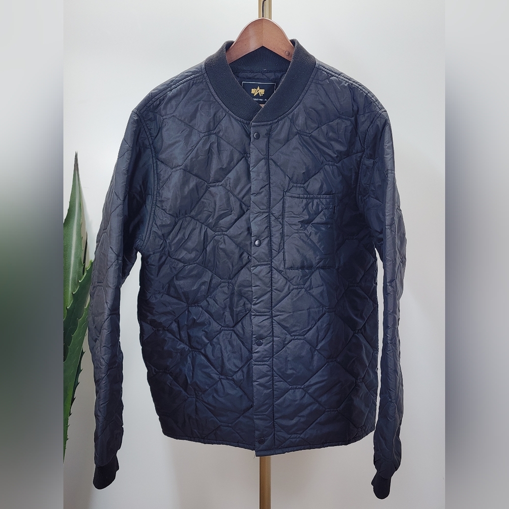 Alpha Industries Mens Quilted Military Bomber Full Zip Liner Jacket Black SZ XL